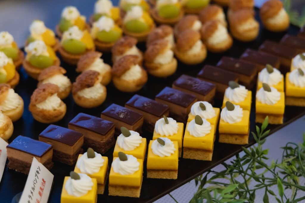 デザートビュッフェ